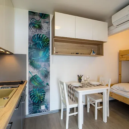 Wakacyjna Osada * Jezierzany