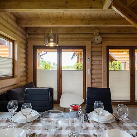 Wakacyjna Osada Lodge Jezierzany