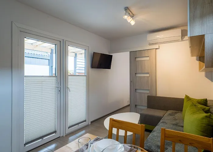 Wakacyjna Osada Jezierzany